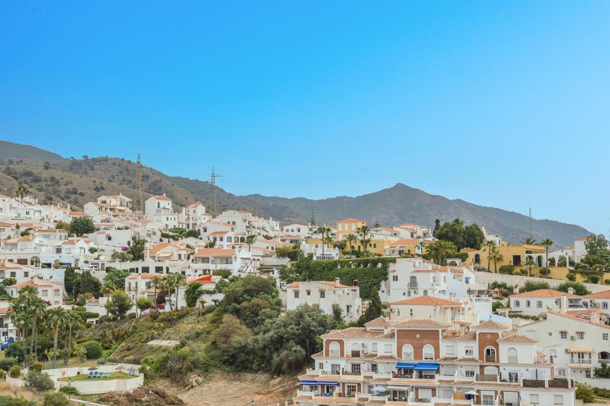 Andaluz Apartments Mar De Nerja Exterior photo