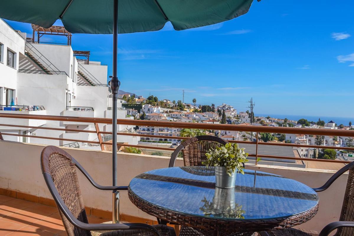Andaluz Apartments Mar De Nerja Exterior photo