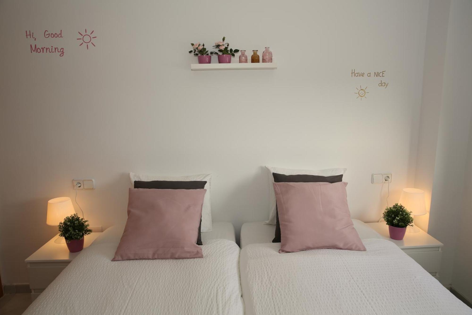 Andaluz Apartments Mar De Nerja Exterior photo