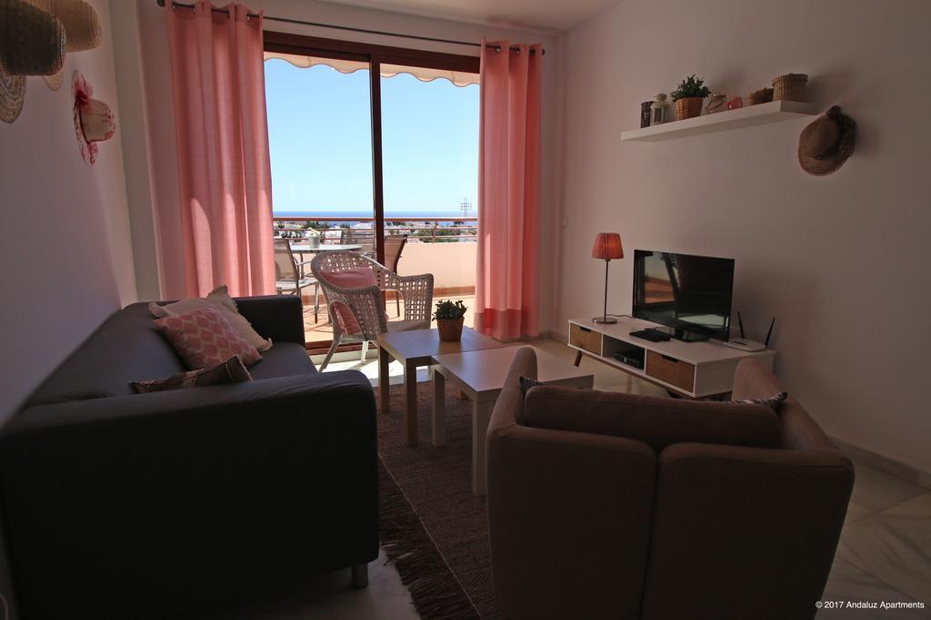 Andaluz Apartments Mar De Nerja Exterior photo